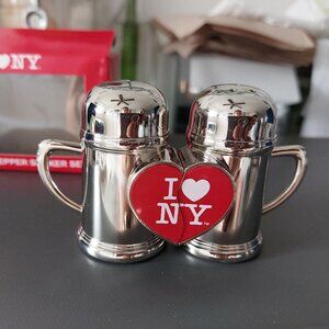 I Love New York NY Salt Pepper Shakers Set Pretty Silver Toned Magnetic Cute